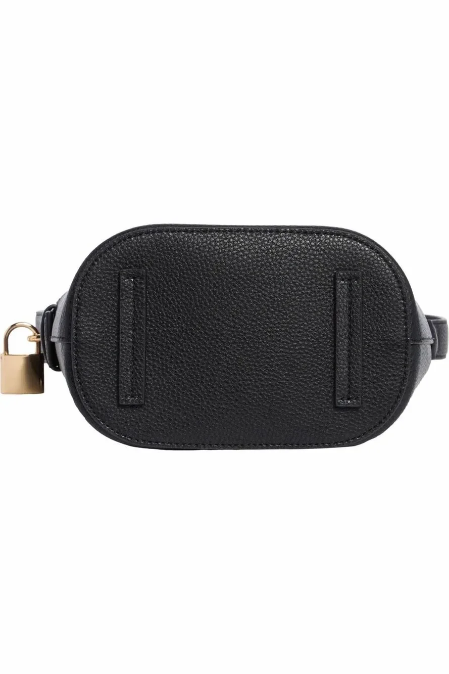 Marc Jacob Grained Calfskin Drifter Bucket Bag Black